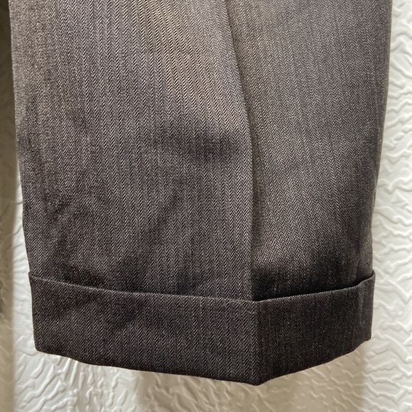 Roundtree & Yorke Dark Brown Wool Blend Classic Fit Pleated Slacks 42x32 NWT - Picture 8 of 12
